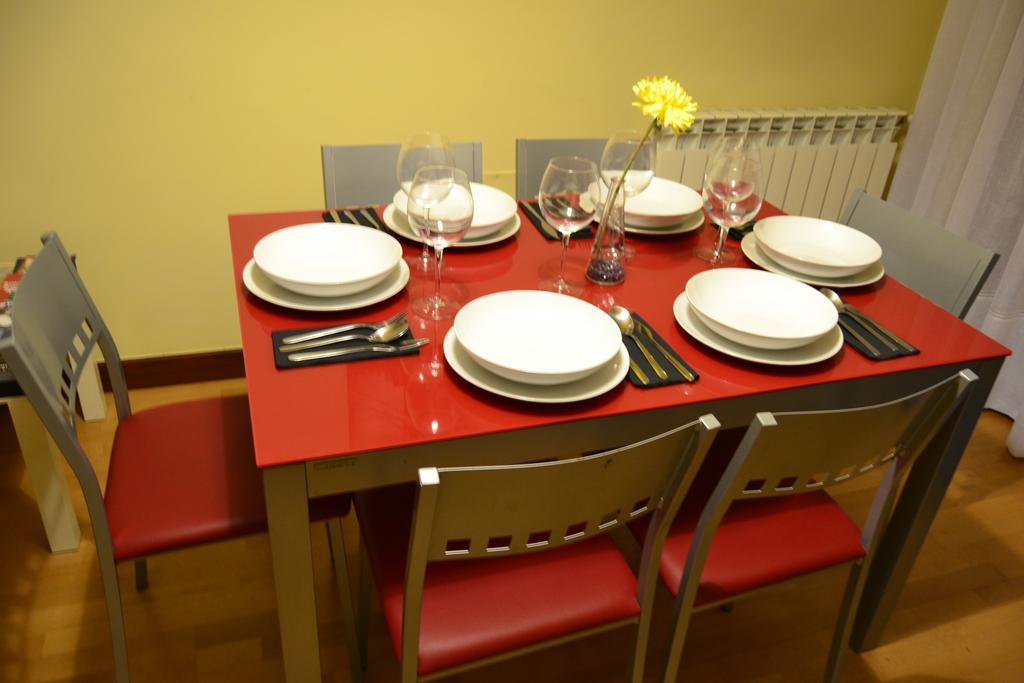 Apartamento Turistico Dct. Creus Guadalajara Exteriör bild